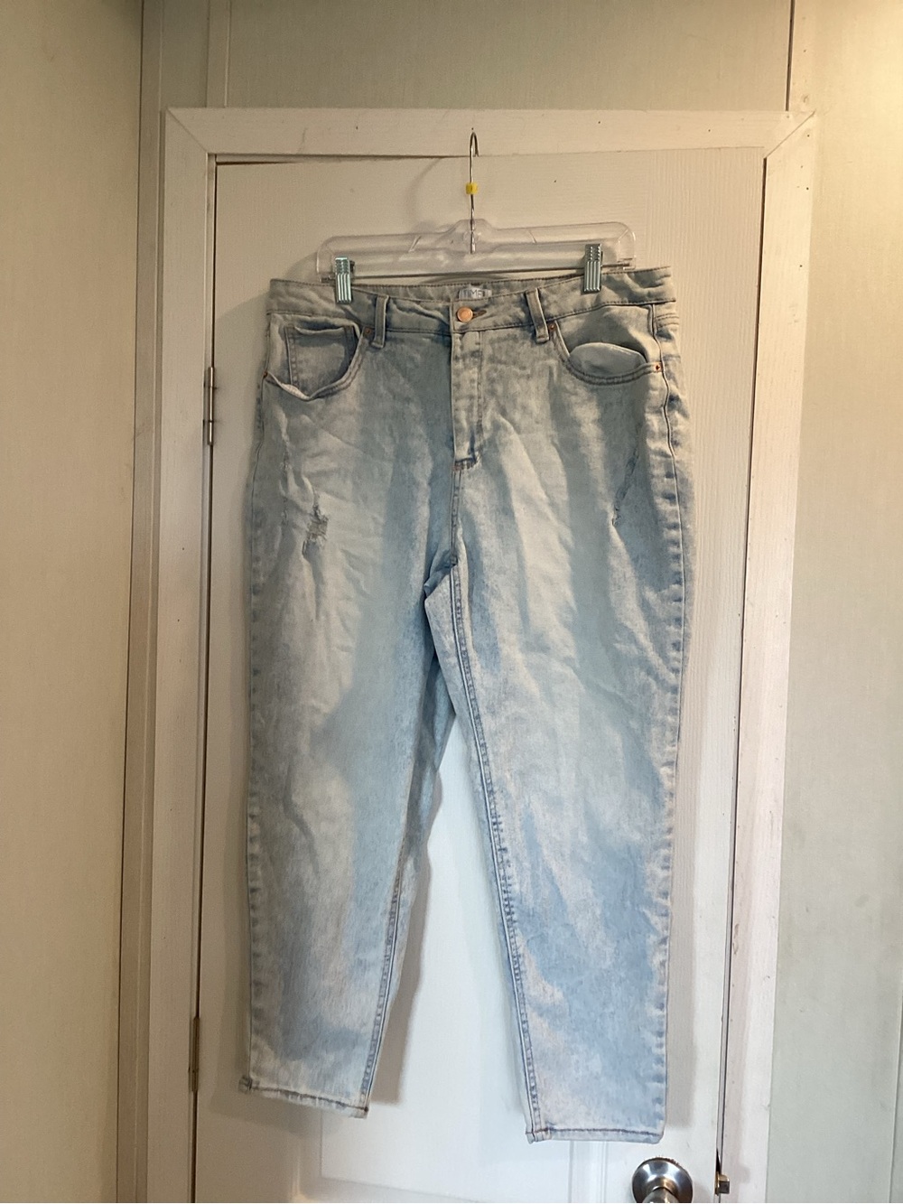Time and Tru Light Blue jeans 16 EUC